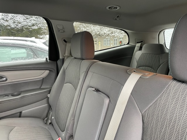 2016 Chevrolet Traverse LS Sport