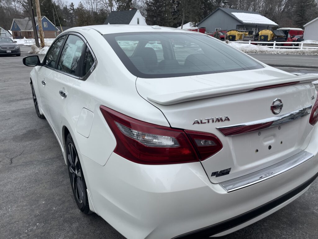 2018 NISSAN ALTIMA SL SEDAN