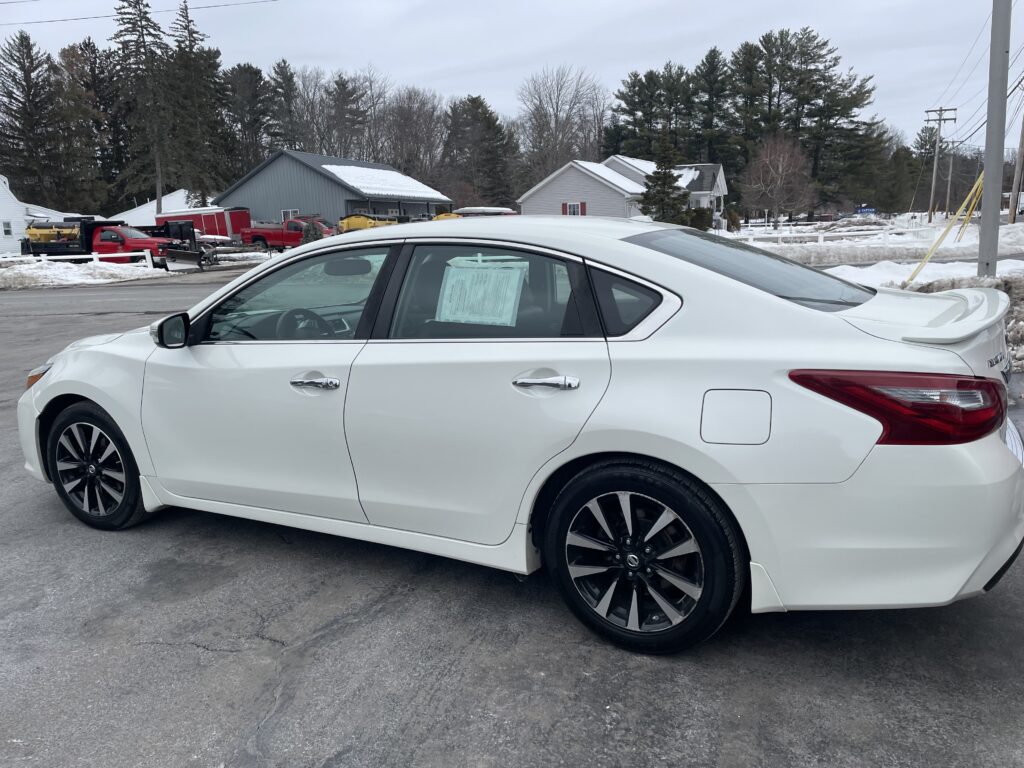 2018 NISSAN ALTIMA SL SEDAN