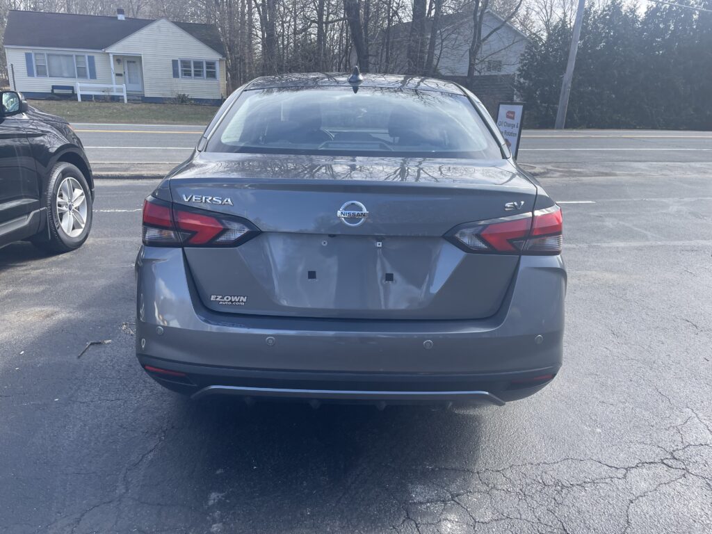 The 2022 Nissan Versa SV