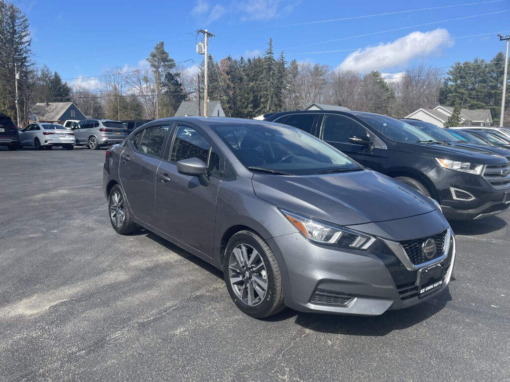 The 2022 Nissan Versa SV