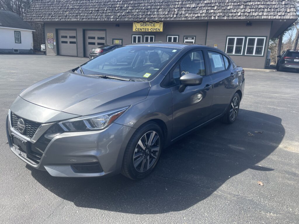 The 2022 Nissan Versa SV