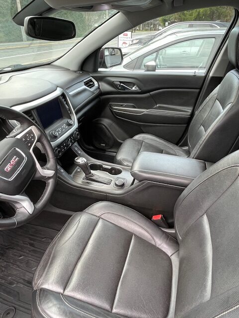 2017 GMC Acadia SLT-1